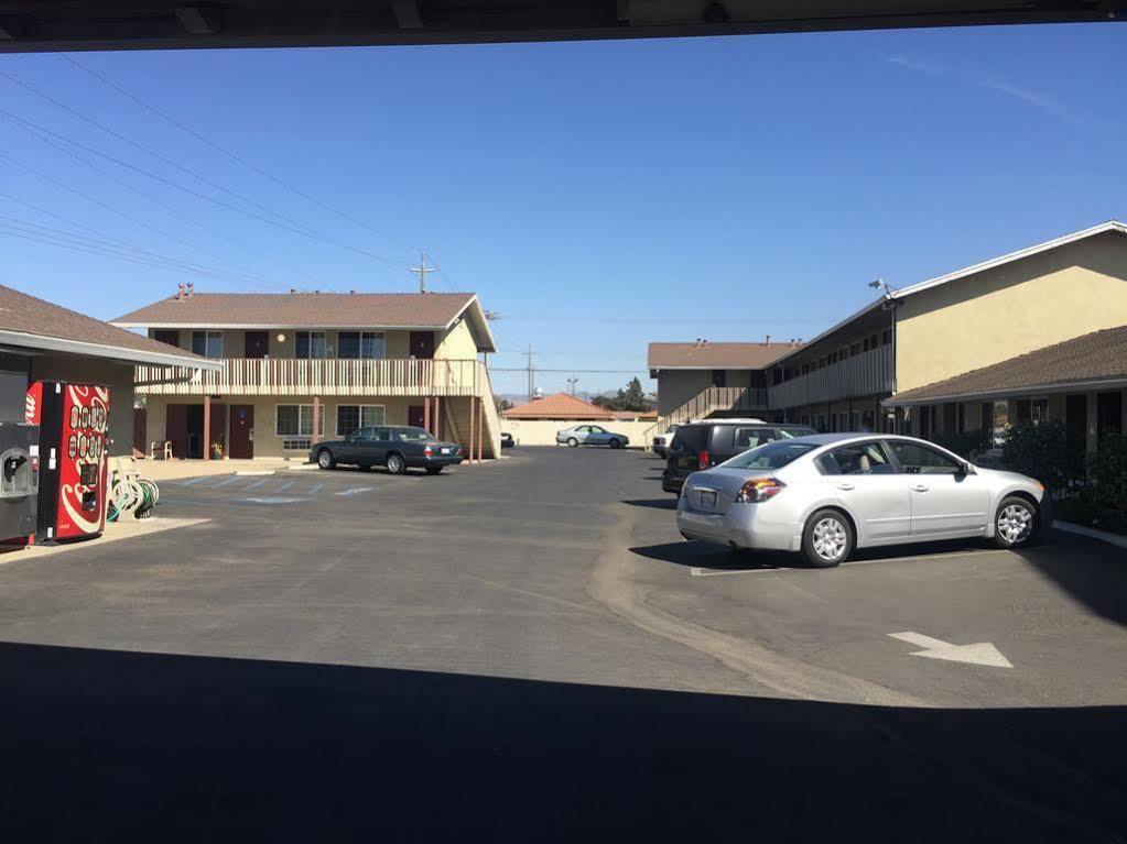 סנטה מריה Buckboard Motel מראה חיצוני תמונה